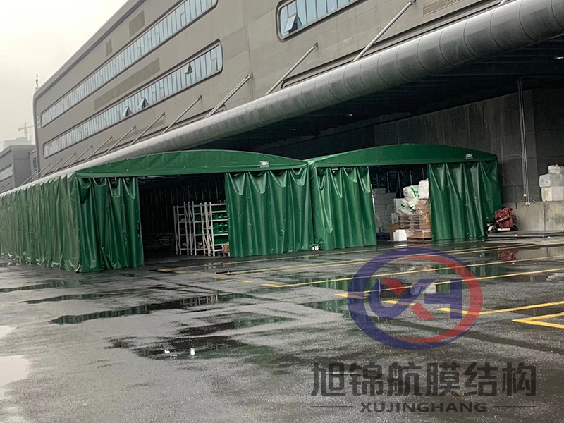 移动推拉雨篷